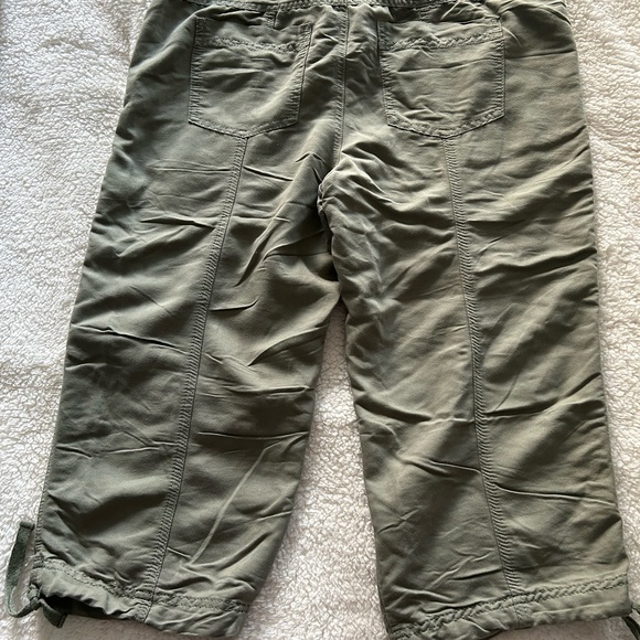 Pants - Picture 5 of 6